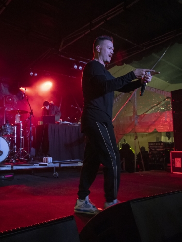 hilltop hoods coronet peak 16