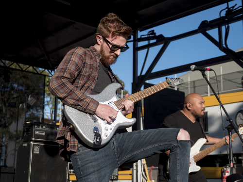 i built the sky uncaged festival 09