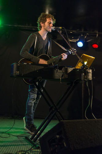 ian ball brass monkey 08