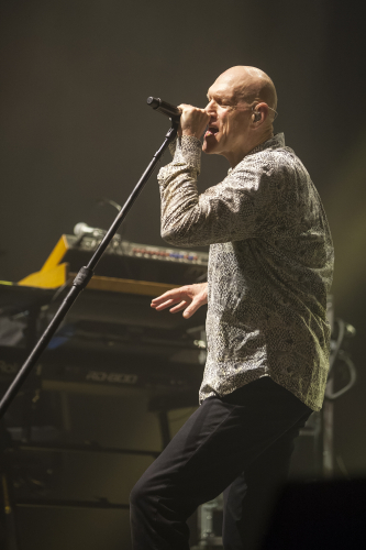 midnight oil win entertainment centre 11