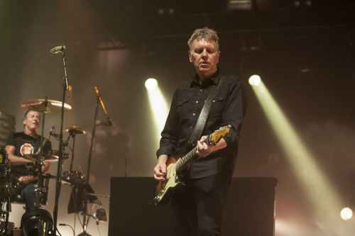 midnight oil win entertainment centre 12