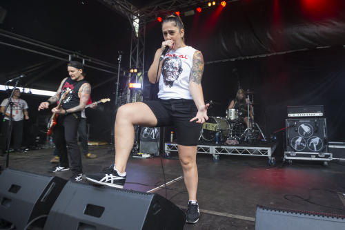 outright download festival 10