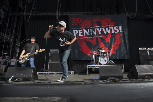 pennywise soundwave 14 10