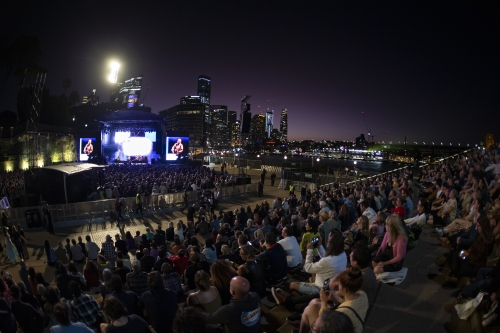 pixies sydney opera house forecourt 27