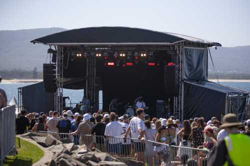 ra ra viper yours and owls 2025 14