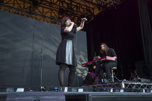 sarah blasko beat the drum 01