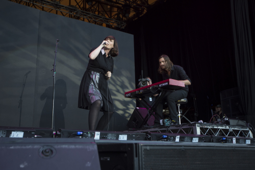 sarah blasko beat the drum 02