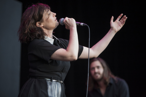 sarah blasko beat the drum 03