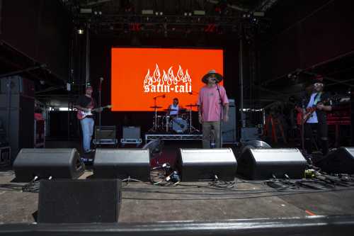 satin cali yours and owls 2025 04