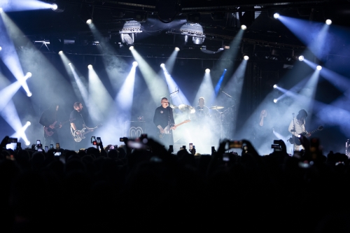 smashing -pumpkins the world is a vampire festival 03