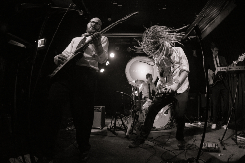 spectacles fbi social 18