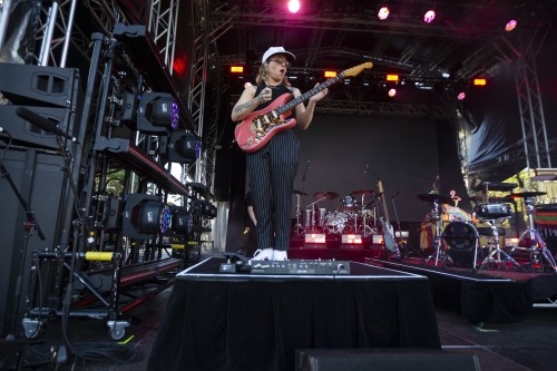 tash sultana lazy mountain festival 11
