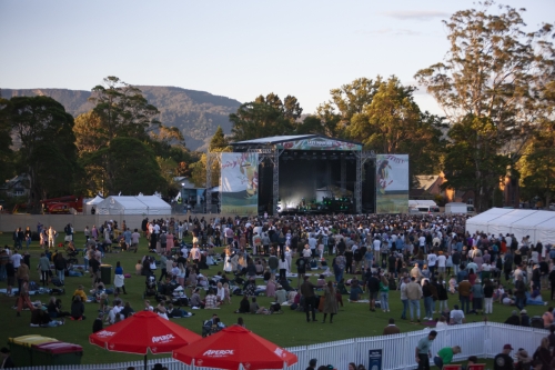 tash sultana lazy mountain festival 15