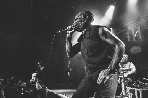 terror universal the metro 07