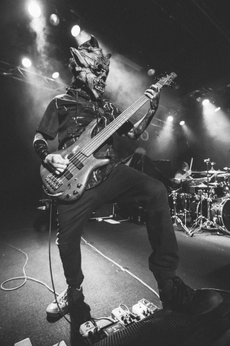 terror universal the metro 08