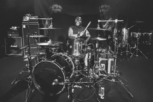 terror universal the metro 11