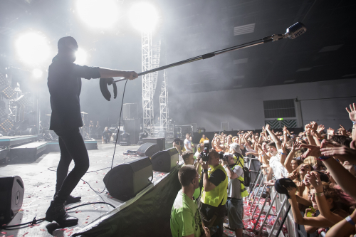 the-bloody-beetroots-05