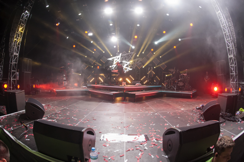 the-bloody-beetroots-07