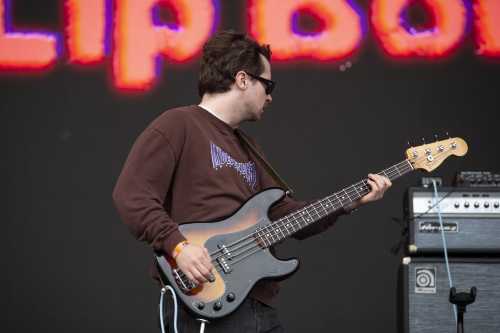 the belair lip bombs yours and owls 2025 01