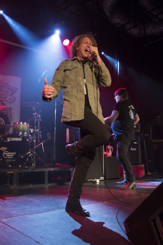 the screaming jets the factory theatre 03
