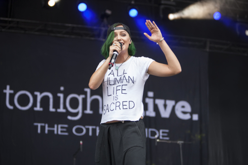 tonight alive sydney soundwave 15 11