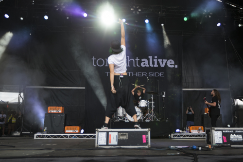 tonight alive sydney soundwave 15 15