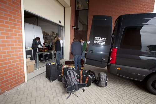 tracer 2012 euro summer tour pre show photos 07