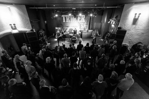 tracer cardiff UK globe 11