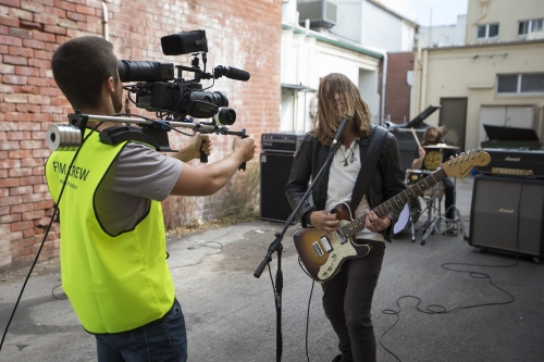 tracer el pistolero video shoot 22