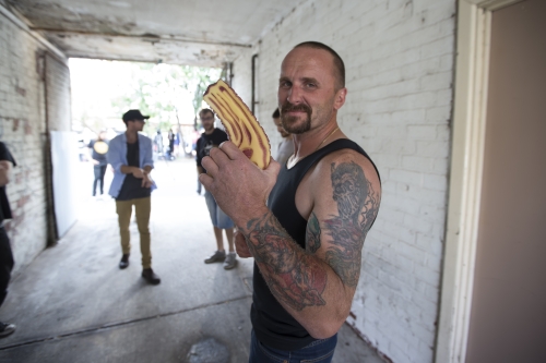 tracer el pistolero video shoot 40