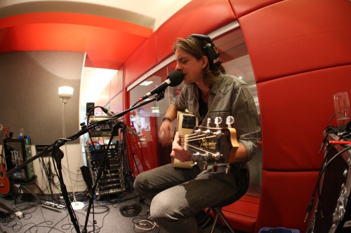 tracer european fall 2012 tour acoustic set at kerrang radio wolverhampton 03
