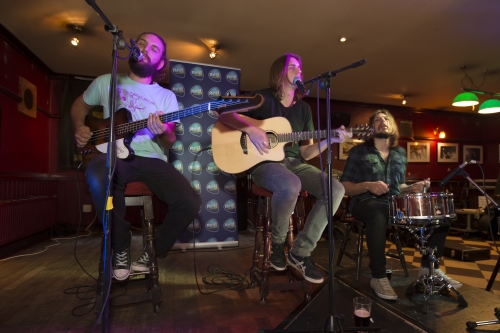 tracer european fall 2012 tour real radio xs acoustic set manchester 02