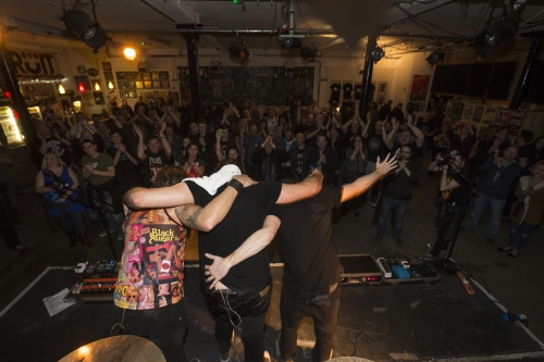 tracer hull UK fruit 35