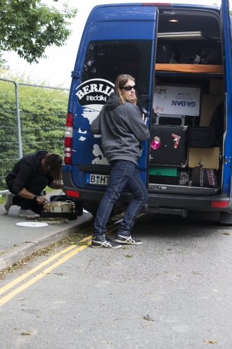 tracer isle of wight festival 2013 07