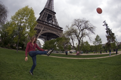 tracer off day eiffel tower paris FR may 2012 02
