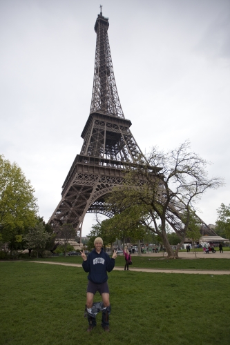 tracer off day eiffel tower paris FR may 2012 07