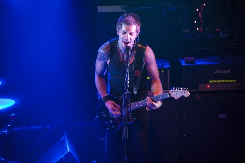 tracer sticky fingers 16