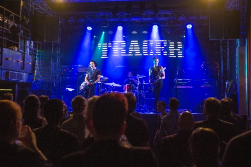 tracer sticky fingers 17