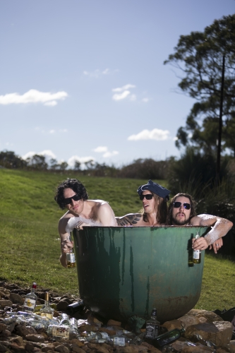 tracer tracking water for thirsty dogs day 04 friday 2014 15