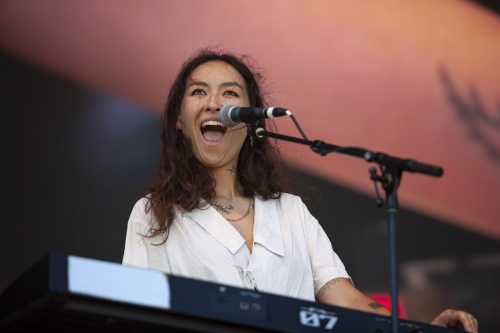 velvet trip yours and owls 2025 05