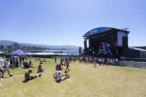 velvet trip yours and owls 2025 09