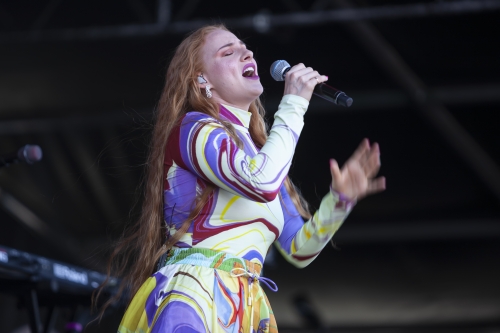 vera blue yours and owls festival 2023 01