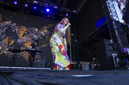 vera blue yours and owls festival 2023 10