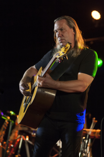 violent femmes waves 06