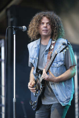 wolfmother pandemonium rocks 24 06
