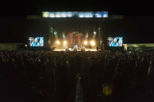 you am i a day on the green 18